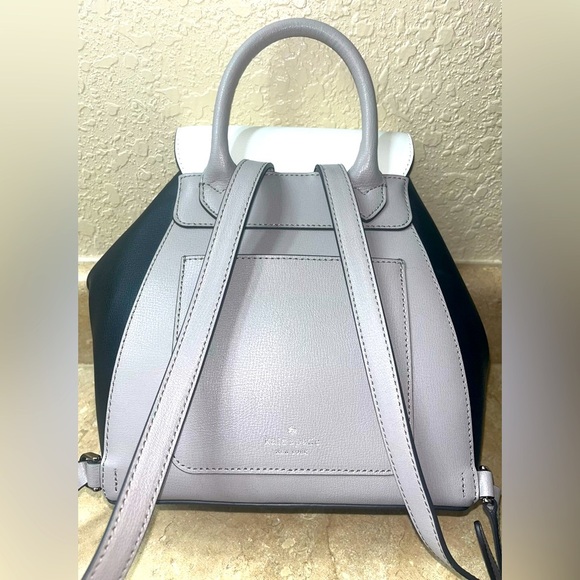 Kate Spade New York Adel Medium Flap
Backpack (Optic white/taupe/black) - Picture 14 of 14